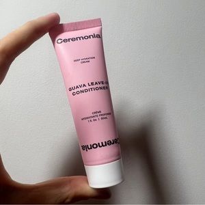 Ceremonia Guava leave in conditioner deep hydration cream for the hair